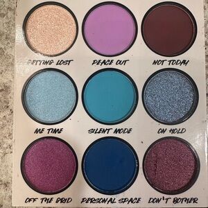 BH Do Not Disturb Eyeshadow